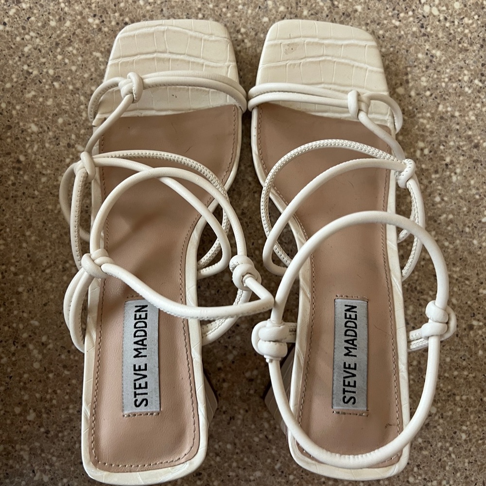 Steve Madden Brigette bone heels, size 8